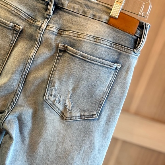 Dear John Pixie Skinny Distressed  Denim Jeans. Raw Hem Light Wash Women’s Sz-31 - Picture 6 of 8